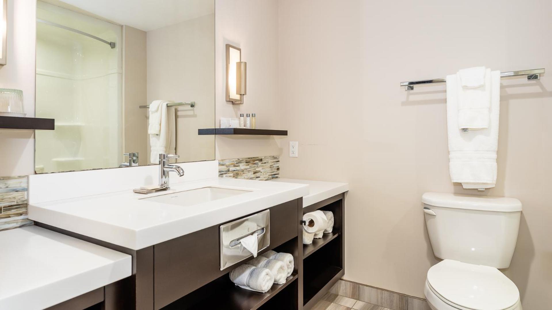 Hotel Шедиак Екстериор снимка
